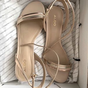 Aldo Sandals - ivory, gold, rose gold - Size 8